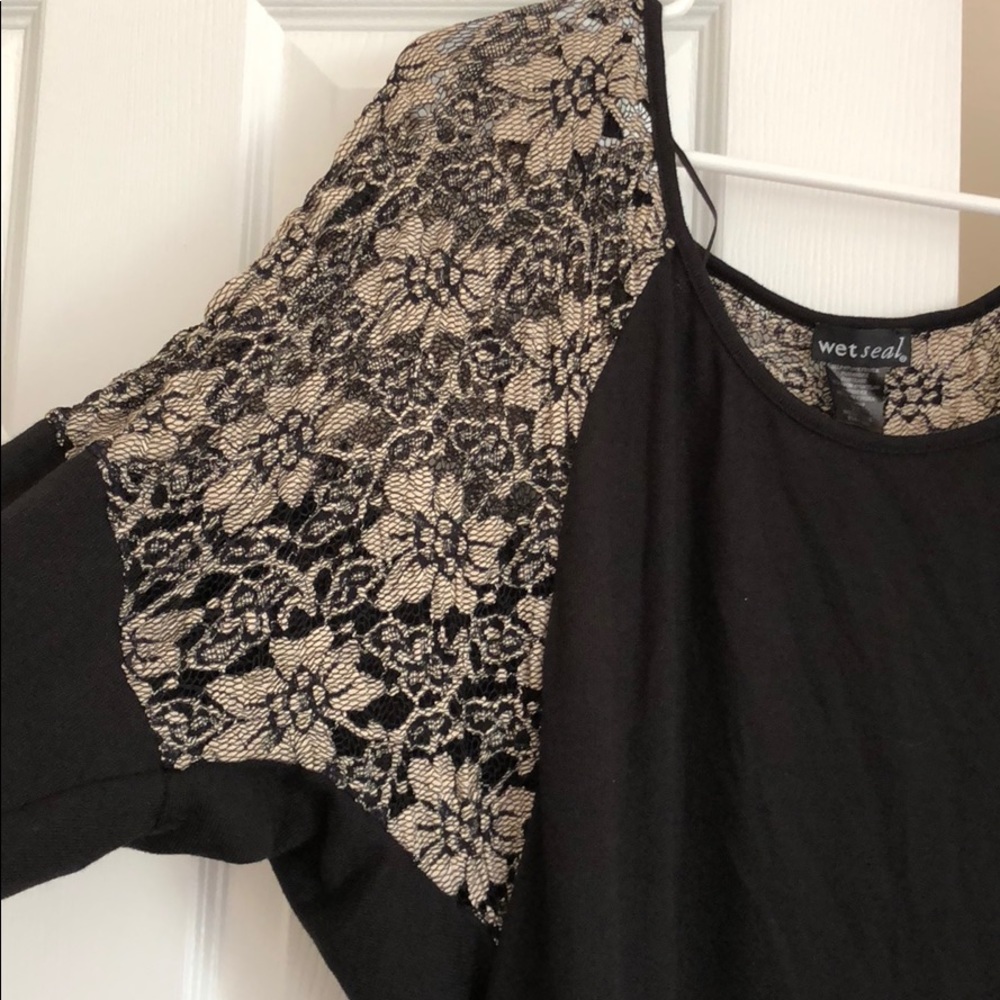 Top - Picture 2 of 8